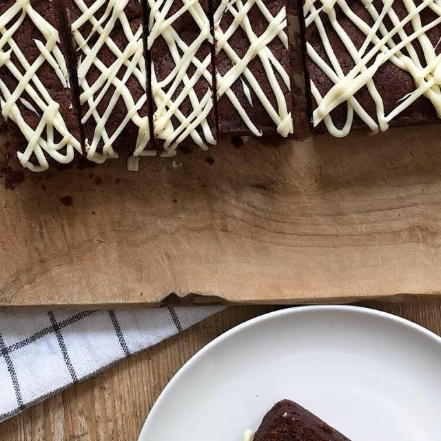 はかり不要、ホットケーキミックスで作るチョコレートクッキバー