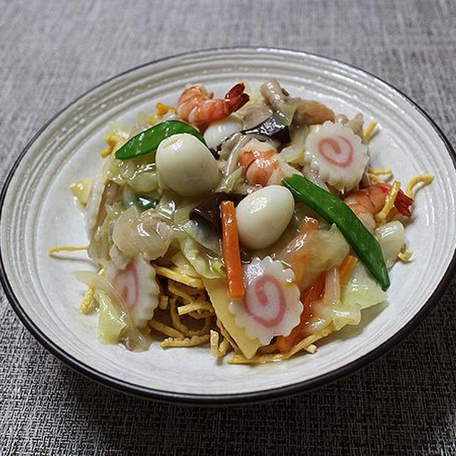 マルタイ皿うどんの太麺タイプの晩ごはん