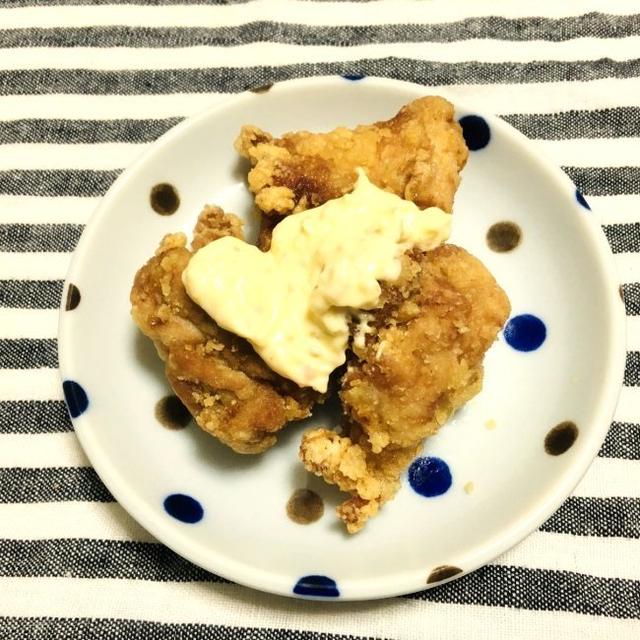手抜きご飯　市販の鶏の唐揚げ＆タルタルソースと、何かでチキン南蛮風
