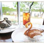 『好文cafe』白鳥・黒鳥シュークリーム☆千波湖をながめながら♪