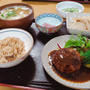 ”ハンバーグ”の晩ごはん＆アカンけど美味しい飲み物‥