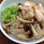 今日のお昼は「鳥としめじのネギ塩丼」