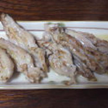 鶏の「せせり」の塩焼き