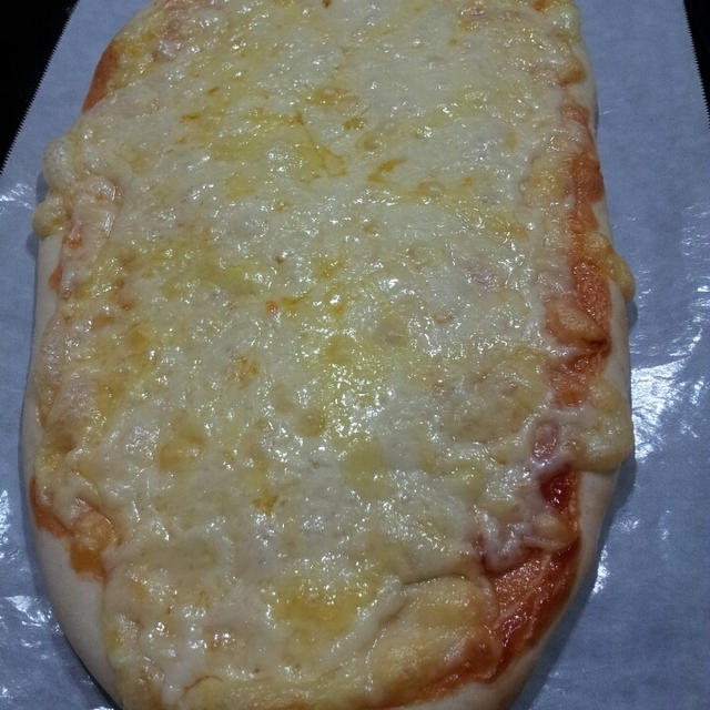 朝食！シンプルチーズピザ