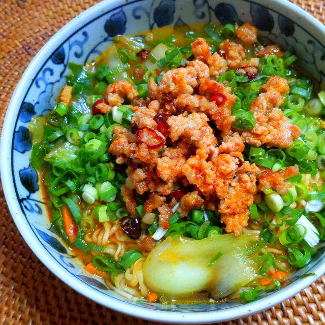 旨辛ひき肉辛ラーメン