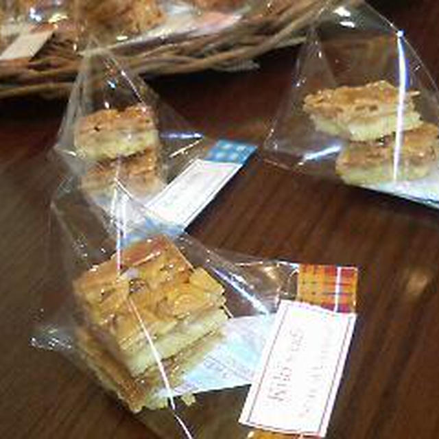 予定通り帰宅♪Cafe菓子写真チラッ