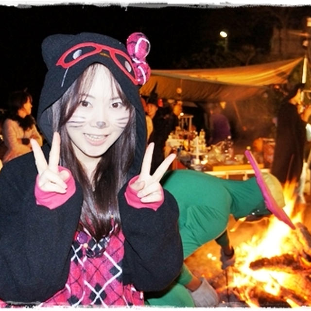 ■バケネコですけどなにか？(´･ω･`)■夜のハロウィンパーティー