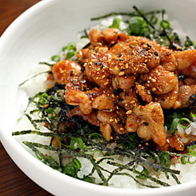たまには汁気の少ないモン「鶏の照り焼き丼」