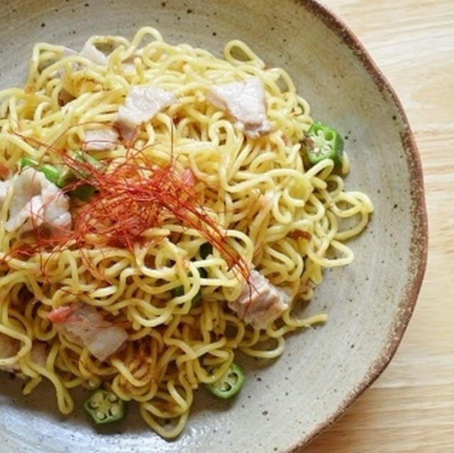 夏にぴったり！「梅かつお焼きそば」