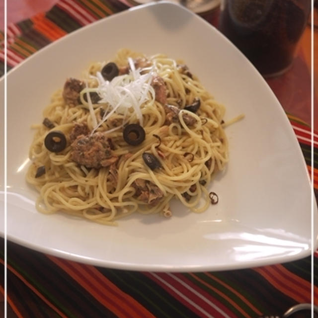 サバの味噌煮缶deパスタ