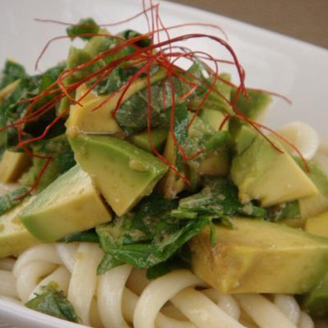 ワサビ醤油のアボカドうどん☆