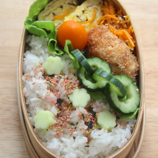 【　夫ひとり分のお弁当とにっこりな玉子焼き　】