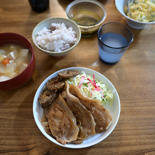 牡蠣オイルパスタ・豚と牛蒡の生姜焼き