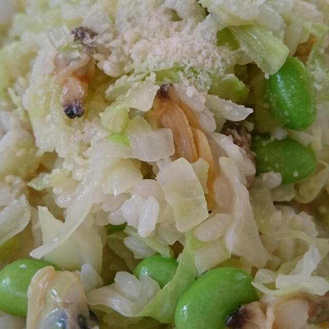 アサリとキャベツのチーズリゾット