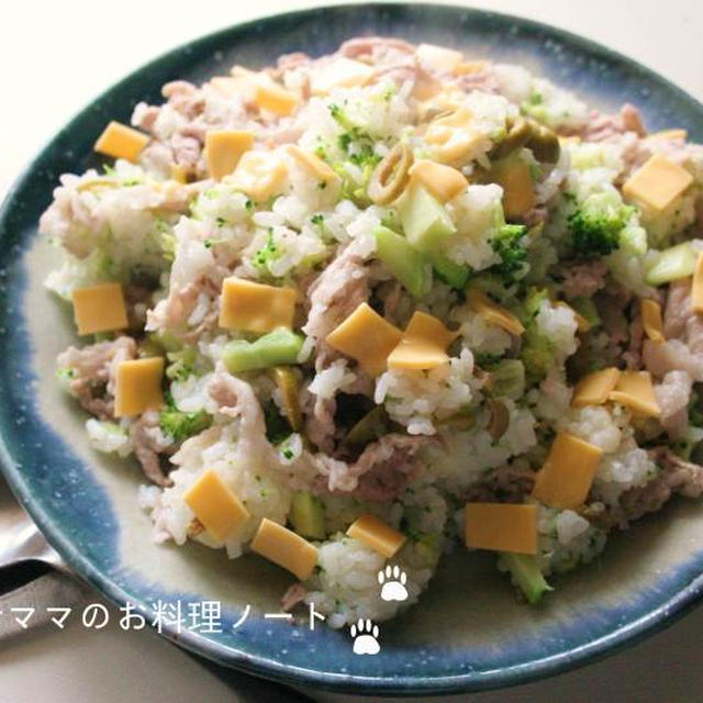 オリーブと豚肉のチャーハン