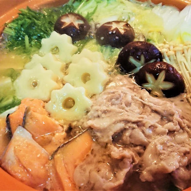【レシピ】冬は鍋が美味しいね！サッパリな中にコクのあるスープで！【豚しゃぶの鶏がら塩麹鍋】