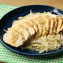 無敵の節約作り置きレシピ！しっとりやわらか蒸し鶏もやしの《うまゴマだれ》の作り方。