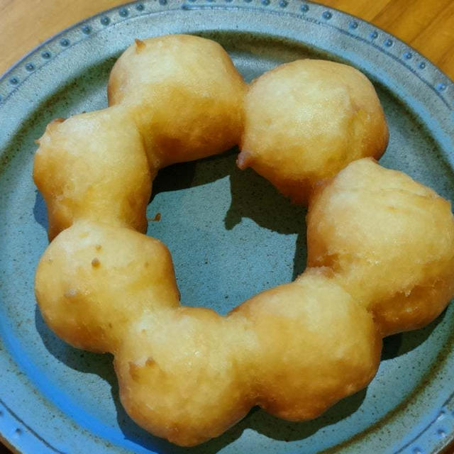 ポンデリング風餅入りドーナツ作っていました＼(^o^)／