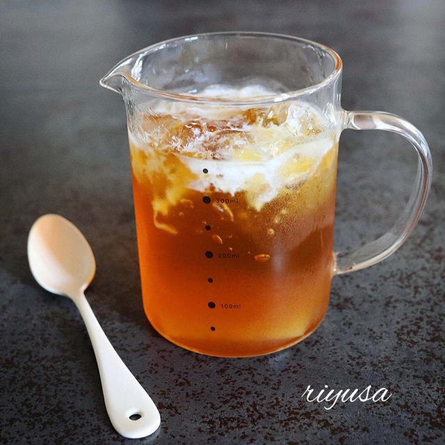 暑い日にピッタリな飲むおやつ♩ホロ甘ほうじ茶ゼリー