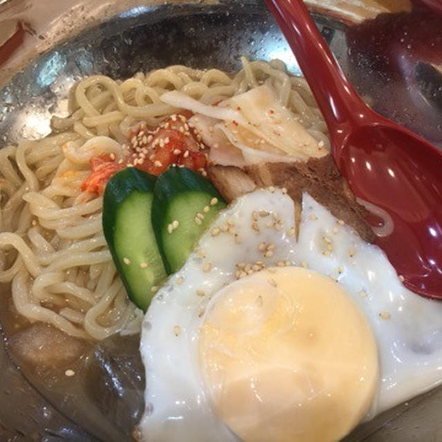 自由が丘 鉄板家シュウ　焼きそばの真打みかさがリニューアル　お得なセットや500円の冷麺
