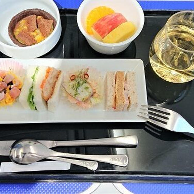 ANAプレミアムクラスの機内食12月★羽田⇔那覇便：軽食★