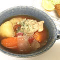 じゃがいもと手羽元のトマトスープ