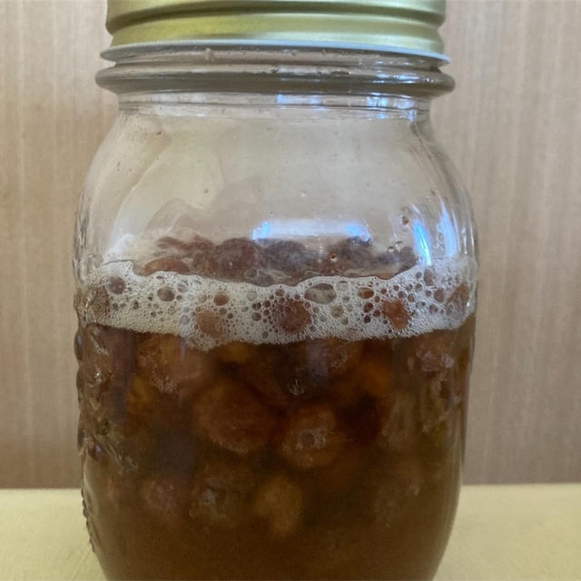 自家製酵母パン①レーズン酵母液の作り方