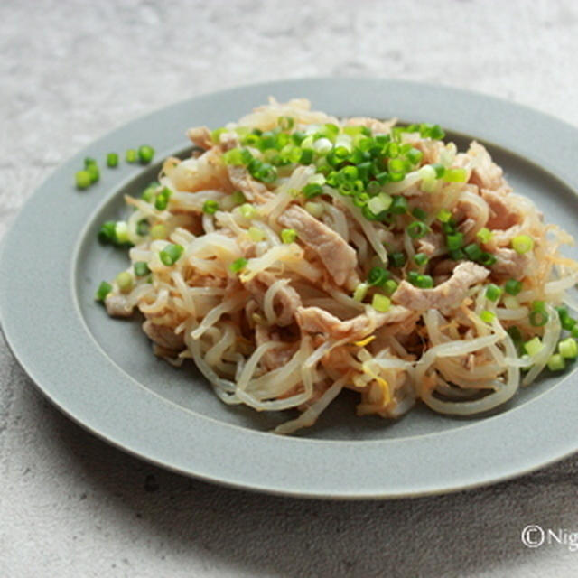 豚肉ともやしのさっぱり和え。