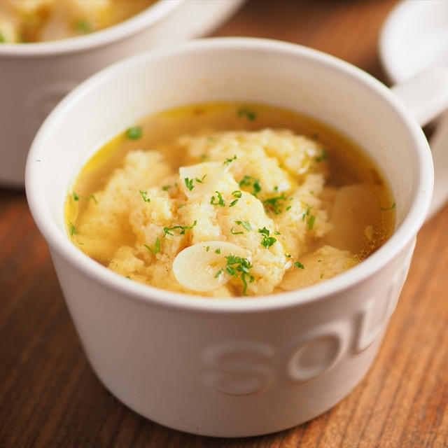 スペイン風にんにく卵スープ　、　にんにくマシマシで体ポカポカ風邪予防