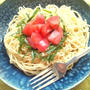 混ぜて載せるだけ、トマト載せ明太子パスタ