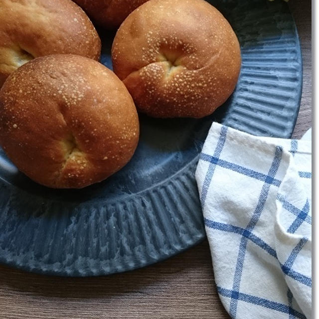 久しぶりに茹でないベーグル☆ビアリーと育児と育自