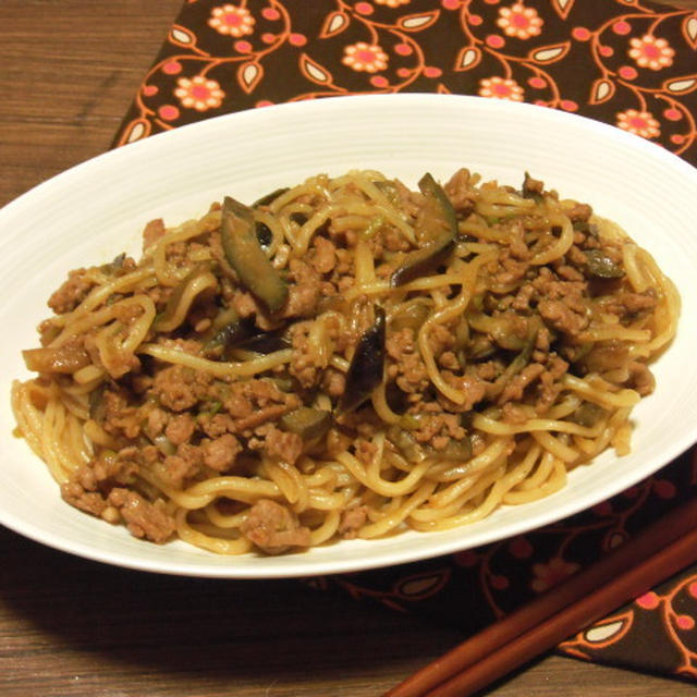 マーボー茄子焼きそば花椒風味