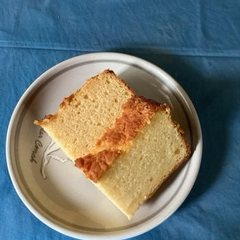 気分転換にカステラを焼く