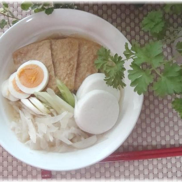 冷凍うどんで簡単☆冬野菜のきつねうどん♪