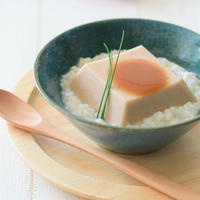 【はくばく】暮らしのおかゆ『発芽玄米おかゆ』♡ごま豆腐を乗せて食べたら激ウマだった件♪
