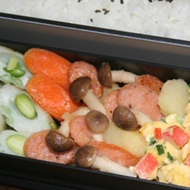 6月27日　　粉吹き芋とチョリソー炒め弁当