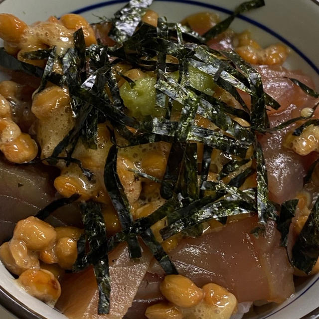 ワタシはマグロ納豆ごはん♡