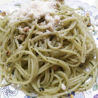 日清フーズ　マ・マーの早ゆでパスタで、ナッツ入りジェノベーゼ～♪