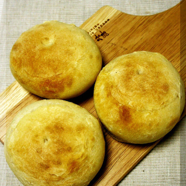 * フランスパン試し焼き。。。