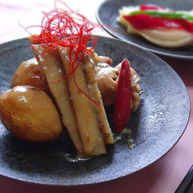 「新ごぼうと新ジャガの味噌煮」