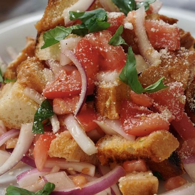 パンツァネッラ panzanella のレシピ