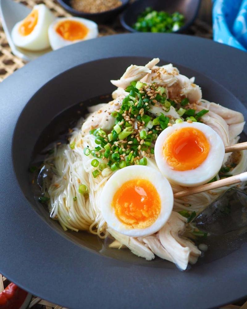 【汁まで完食鶏ねぎうま塩そうめん