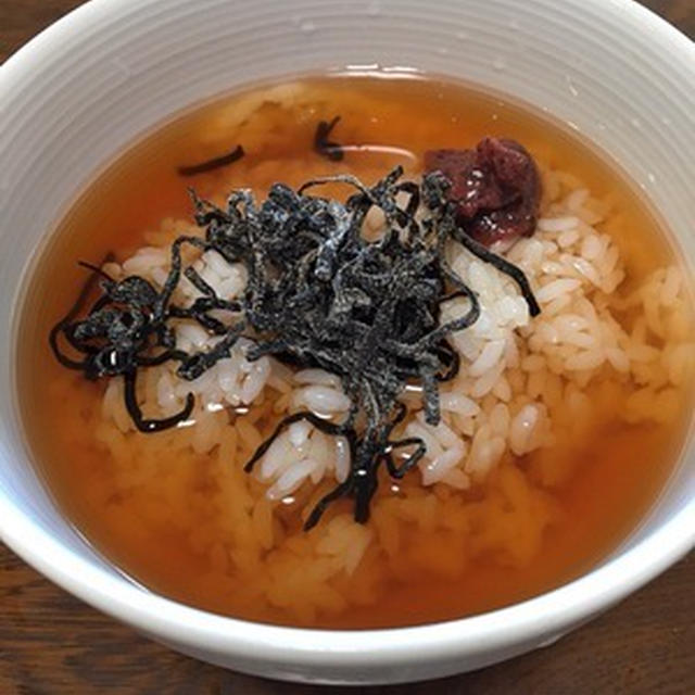 夏の定番「冷茶漬け」