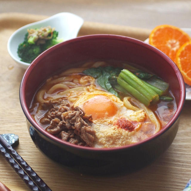 牛肉と小松菜のスンドュブ風うどん