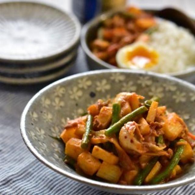 ご飯もお酒も進む！長芋といんげんの豚ひきキムチ炒め