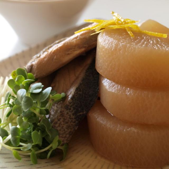 柚子がいいねえ〜な、ブリ大根、と、安物買い。