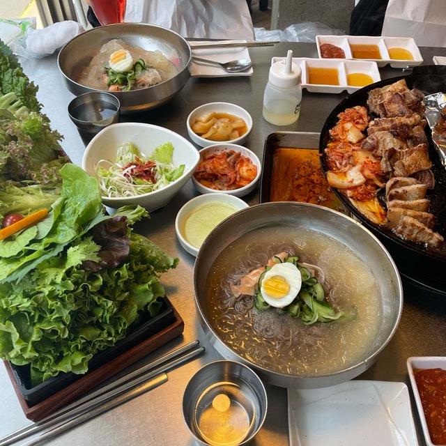 ママ友と大人気！韓国焼肉店でランチ