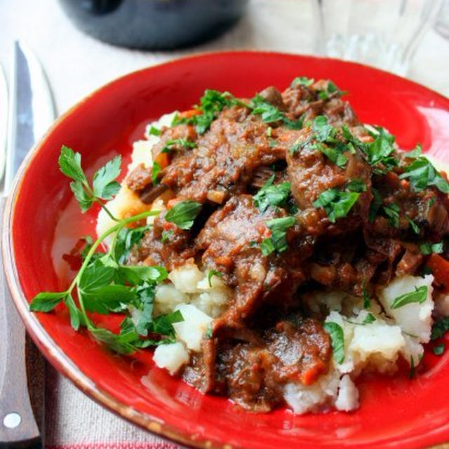 Wine Braised Beef with Mushrooms牛肉とマッシュルームのワイン煮込み