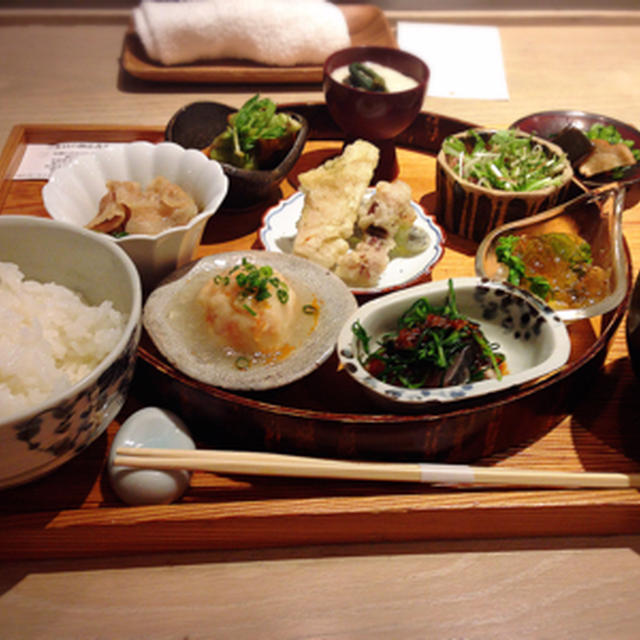 AKOMEYA TOKYO(アコメヤ トウキョウ)