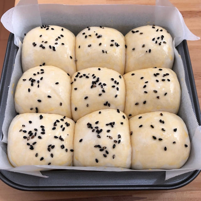 お豆腐入りの滑らかもっちりちぎりパン